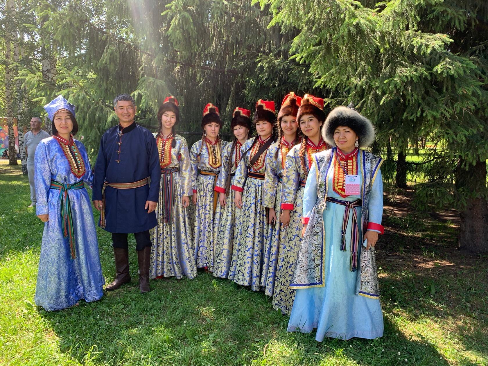 Скоро зазвучат «Казыр jылдар» и «Шан Туу Jерим» Скоро зазвучат «Казыр jылдар» и «Шан Туу Jерим»
