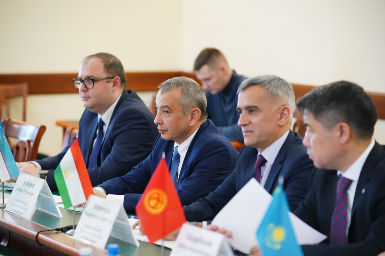 Представители консульского корпуса дружественных государств прибыли в Кузбасс Представители консульского корпуса дружественных государств прибыли в Кузбасс