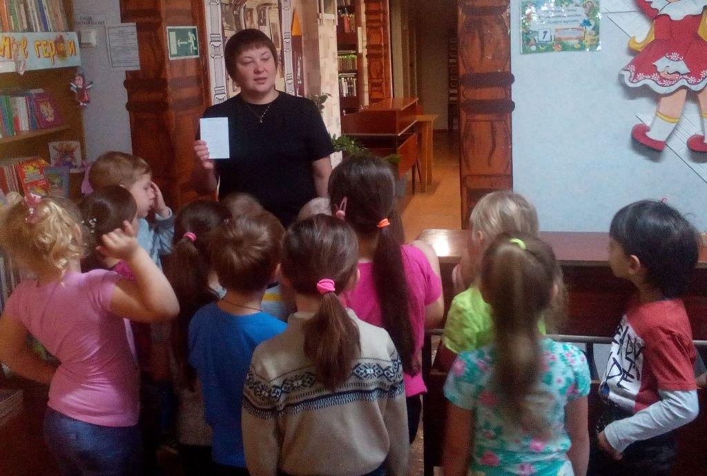 30 сентября в 15.30 в Анжеро-Судженском городском округе в детском отделе центральной библиотеки, состоится театральный капустник «Переполох в Читай-городе». 30 сентября в 15.30 в Анжеро-Судженском городском округе в детском отделе центральной библиотеки, состоится театральный капустник «Переполох в Читай-городе».
