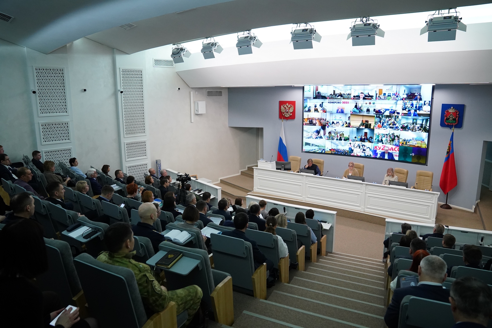 К 80-летию Великой Победы в Кузбассе создается единая цифровая база музейных предметов промышленных предприятий региона К 80-летию Великой Победы в Кузбассе создается единая цифровая база музейных предметов промышленных предприятий региона