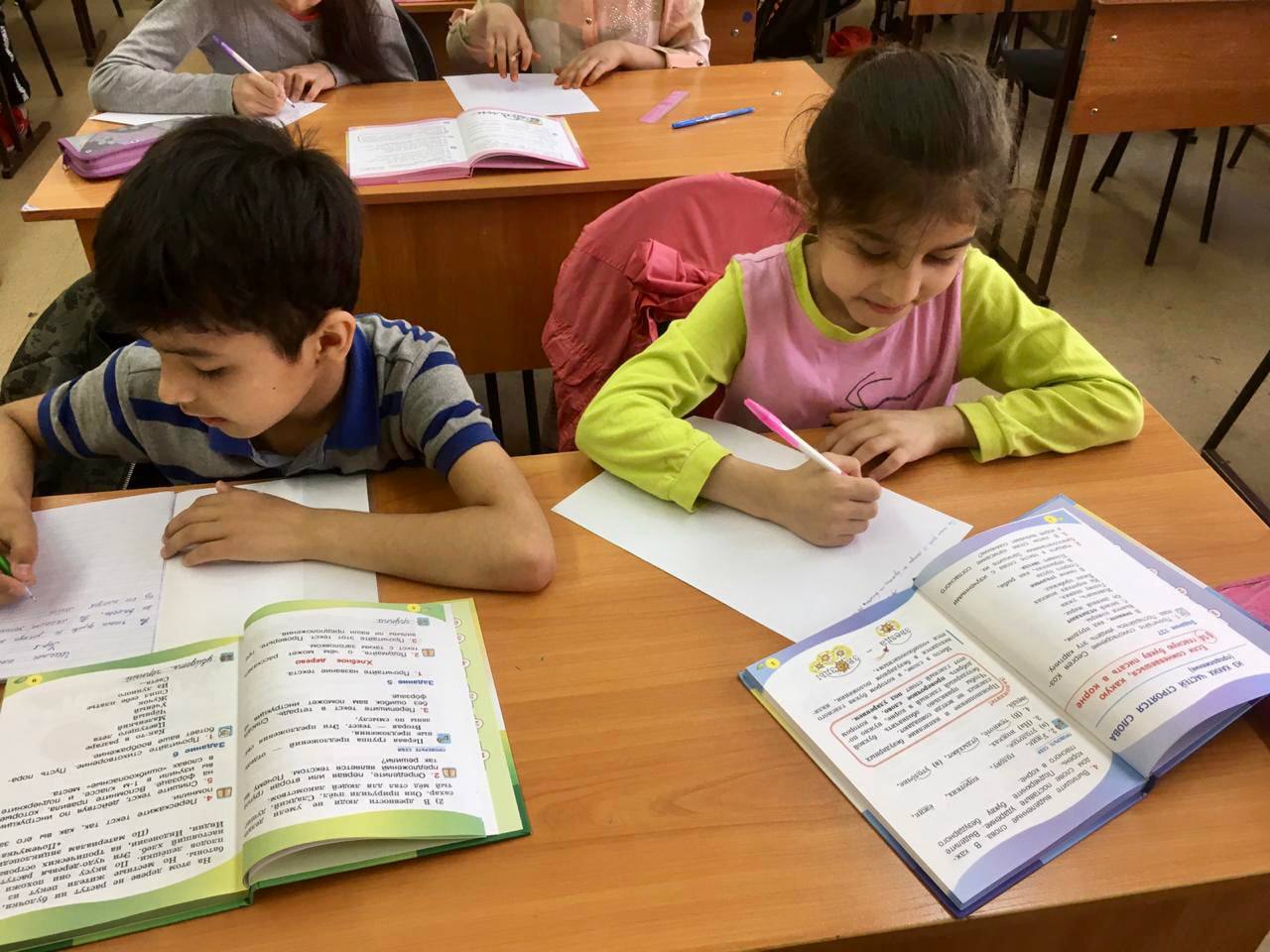 Лингвистический лагерь для детей мигрантов «Белый журавль» начинает свою работу Лингвистический лагерь для детей мигрантов «Белый журавль» начинает свою работу