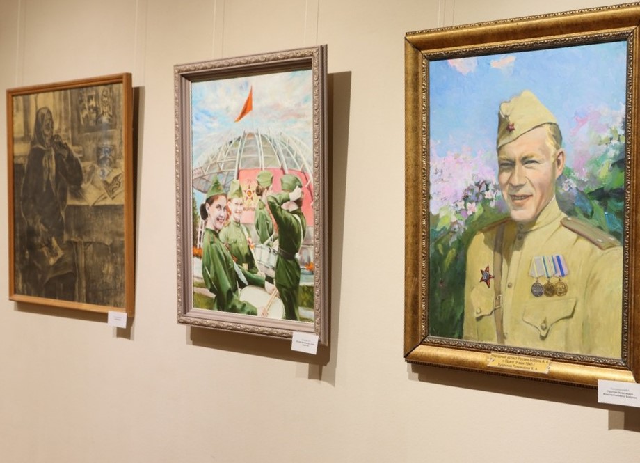 В преддверии 80-летия разгрома фашистских захватчиков в Кемерове начала работу выставка кузбасских художников «Лики Победы» В преддверии 80-летия разгрома фашистских захватчиков в Кемерове начала работу выставка кузбасских художников «Лики Победы»