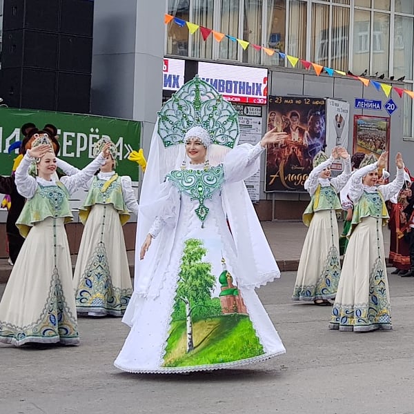 8 июня 2019 г. в Берёзовском городском округе состоялся фестиваль фольклора и традиций «Белая береза». 8 июня 2019 г. в Берёзовском городском округе состоялся фестиваль фольклора и традиций «Белая береза».