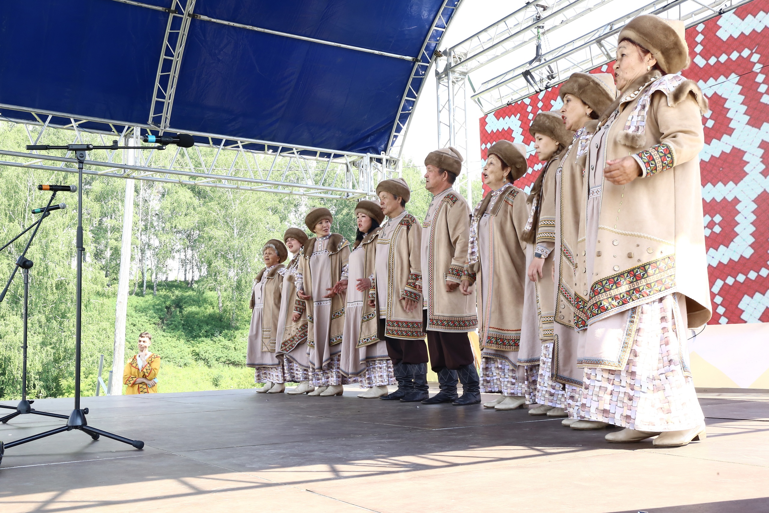 В Кузбассе прошёл открытый фестиваль культур тюркских народов Сибири «Тюльберский огонь» В Кузбассе прошёл открытый фестиваль культур тюркских народов Сибири «Тюльберский огонь»
