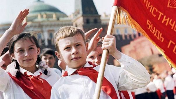 В Кузбассе отмечают 100-летие Пионерской организации В Кузбассе отмечают 100-летие Пионерской организации