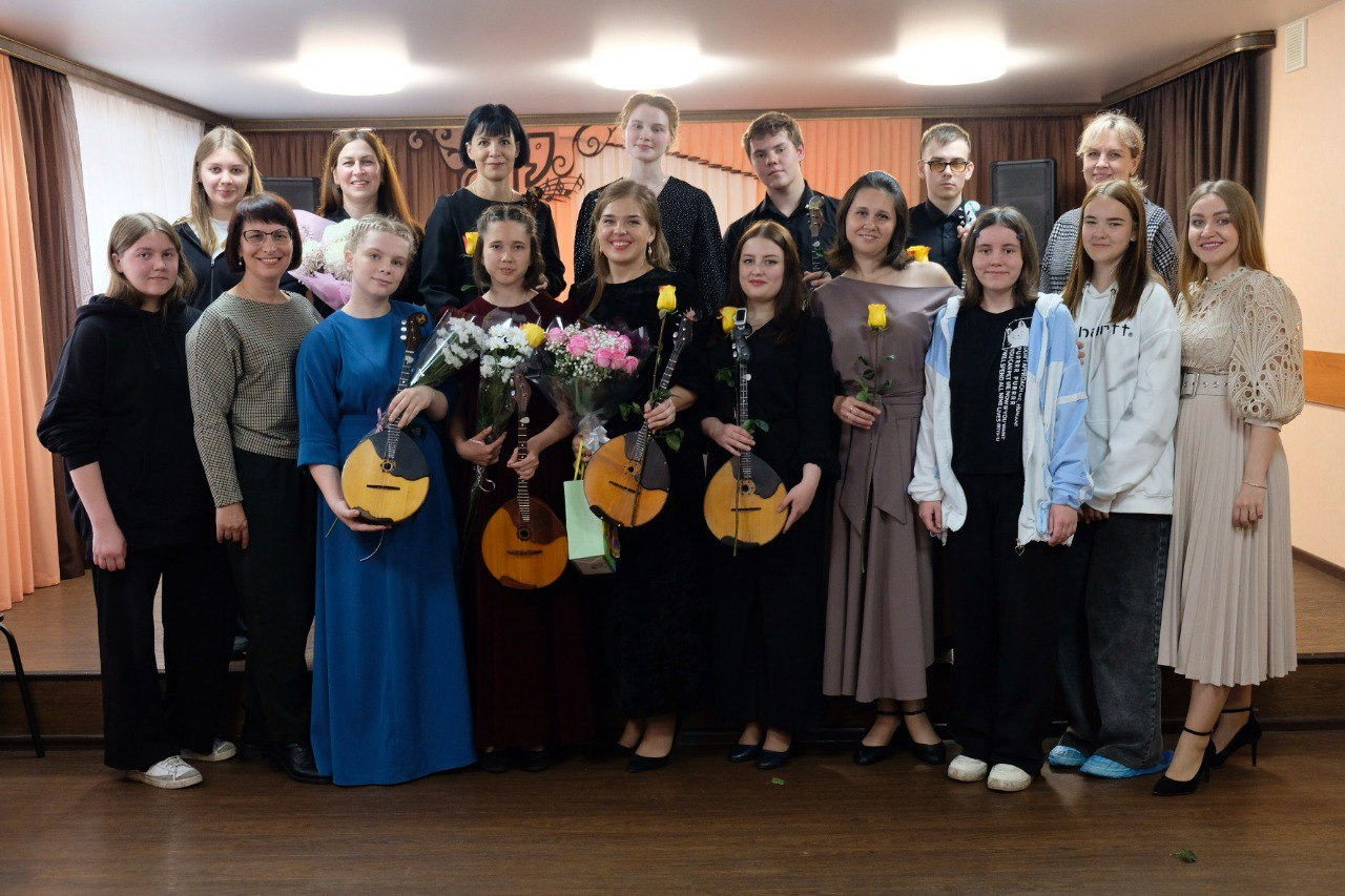 Лучший преподаватель в области музыкального искусства работает в Кузбассе Лучший преподаватель в области музыкального искусства работает в Кузбассе